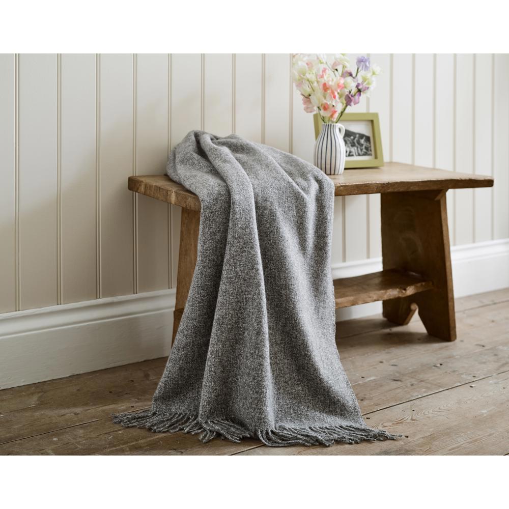 Deyongs TLC Arthington Throw 130 x 180cm